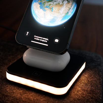 Magnetic Wireless Stand Dock Charger